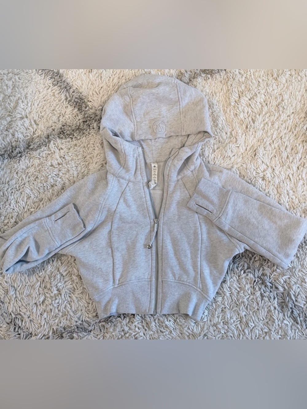 Lululemon Full-Zip Cropped Scuba
Hoodie- Size 4 - Picture 2 of 5